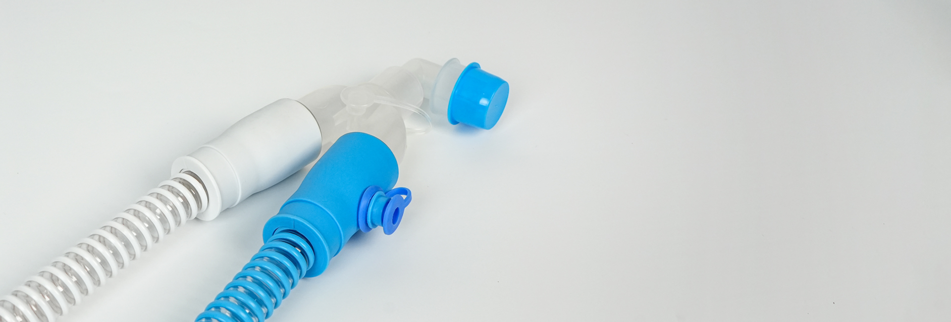 Embedded Heater Wire Breathing Circuit